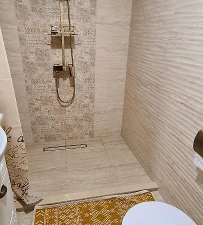 Lazarov - Country Style Luxury Appartement *